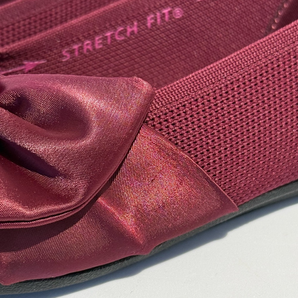 Skechers Women’s Cleo Point Classy Flats with Bowl Size 6 Burgundy/Dark Red - Picture 5 of 9